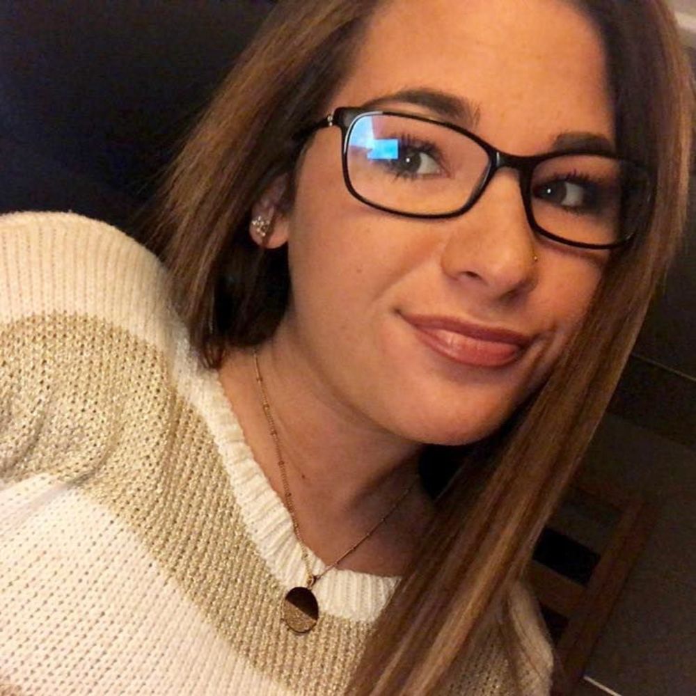 Meet your Posher, Alisha